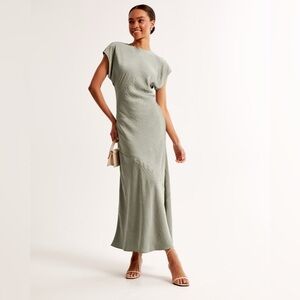Abercrombie & Fitch Short-Sleeve Crinkle Satin Maxi Dress in Frosty Olive, NWT